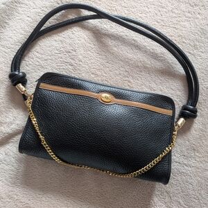 Elegant Black Leather Shoulder Bag with Gold Chain